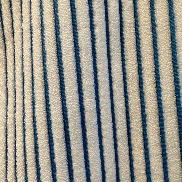 Aerie One piece swimsuit - Picture 2 of 5